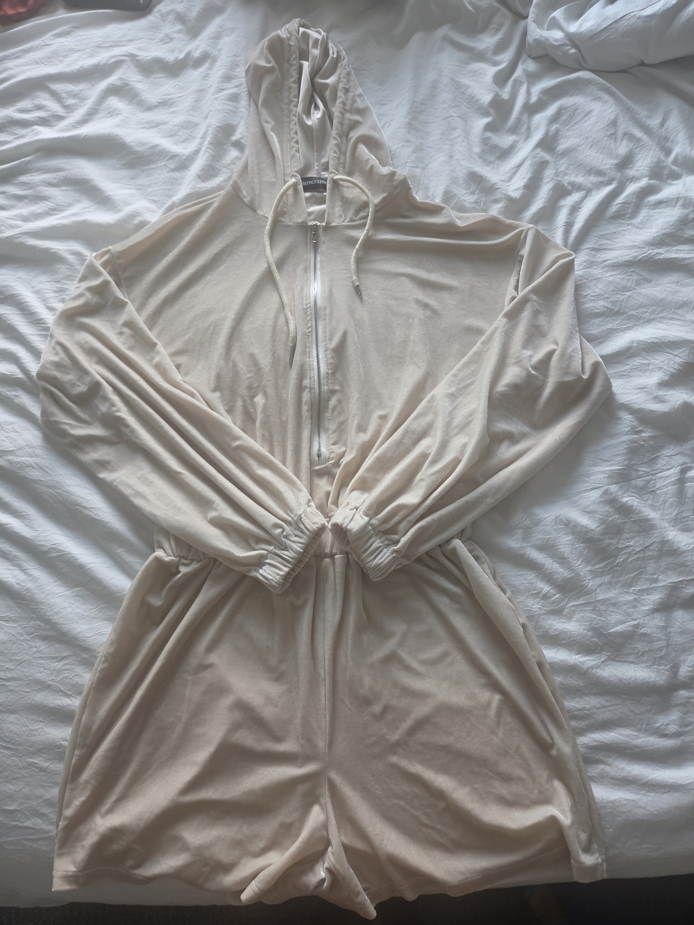 PrettyLittleThing Ivory Hooded Romper with Zipper